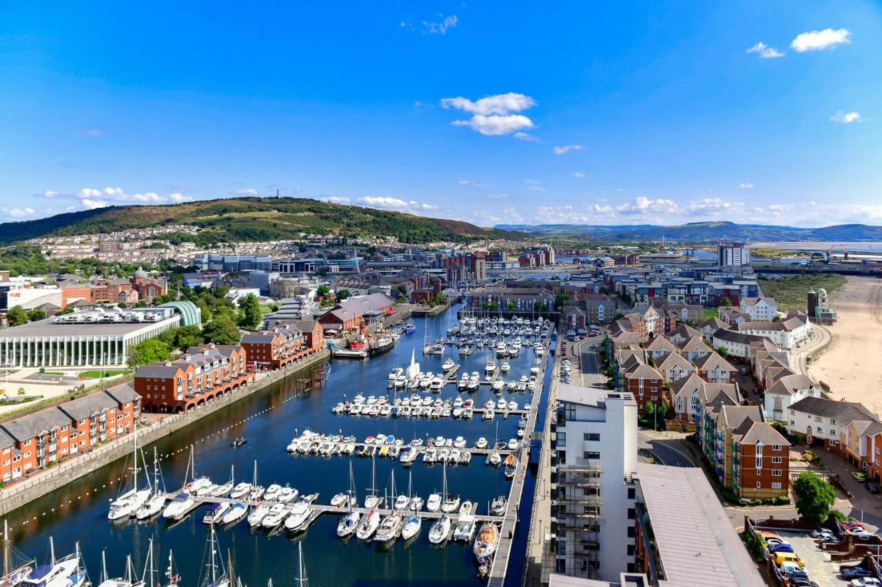 Just Stay Wales - Meridian Tower Marina & City View - 2 Bed Apartment Swansea Extérieur photo