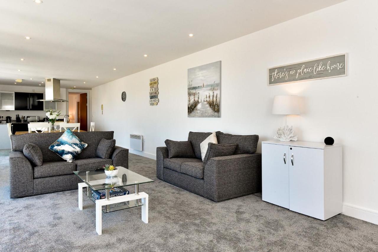 Just Stay Wales - Meridian Tower Marina & City View - 2 Bed Apartment Swansea Extérieur photo